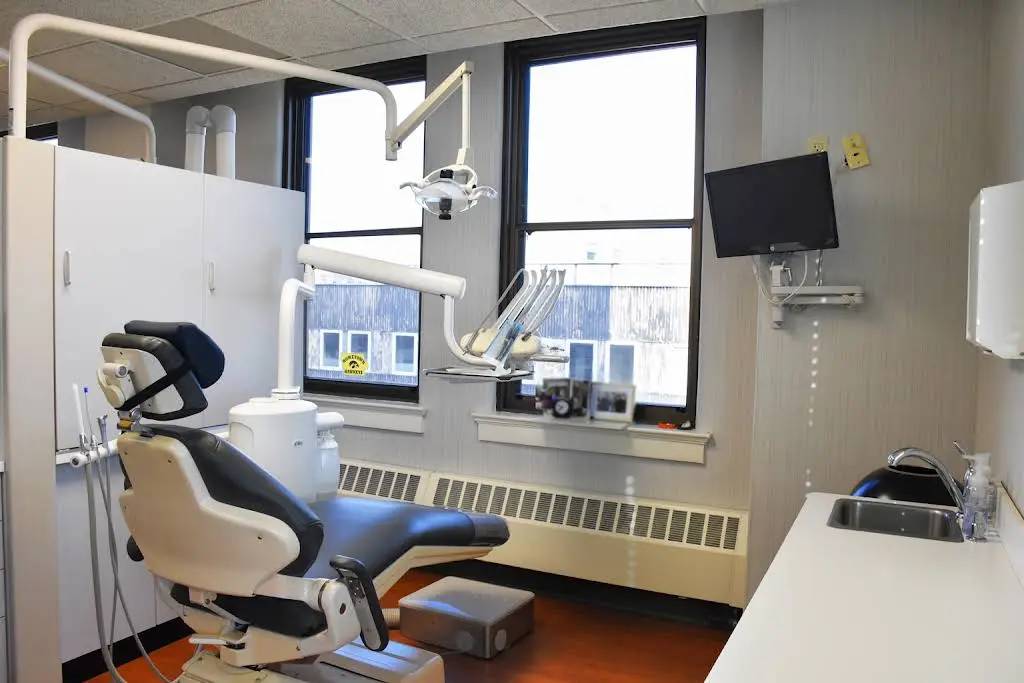 Joseph A Zuccaro DDS
