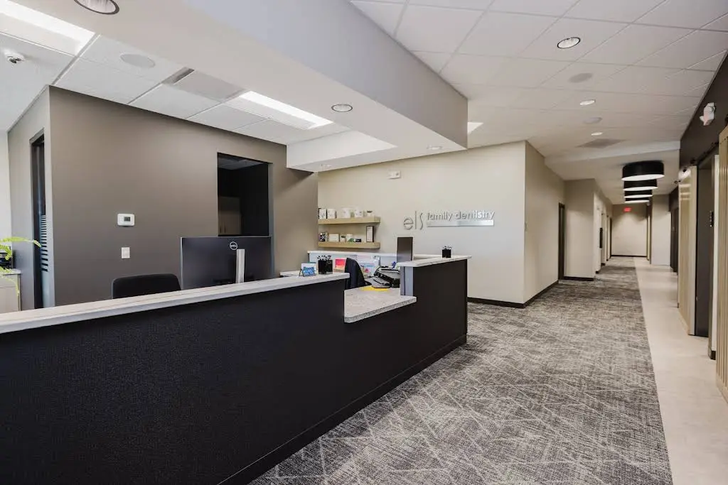 Edwards Smith Family Dentistry