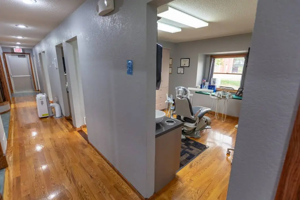 Oelwein Dental Associates