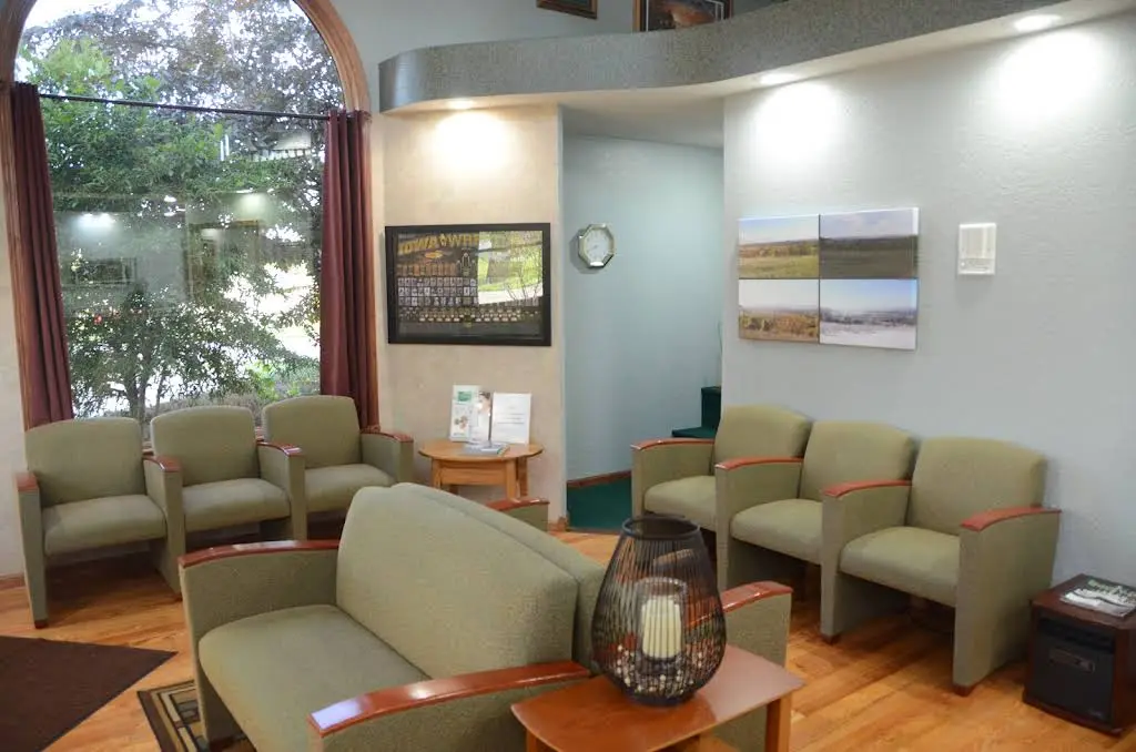 Oelwein Dental Associates