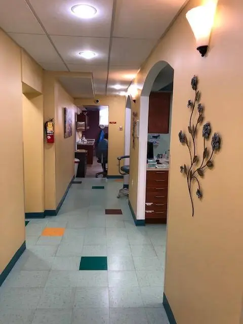 North Point Dental Associates / Dr. Reza Tafrishi, DDS