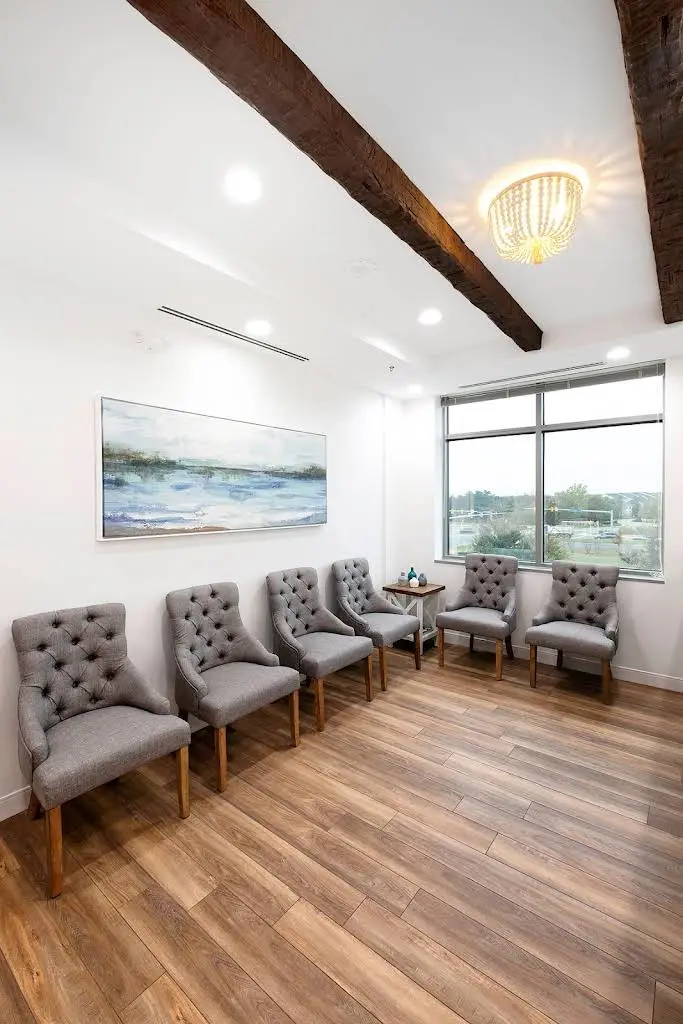 Pinebrook Dentistry: Gloria Kim, DDS