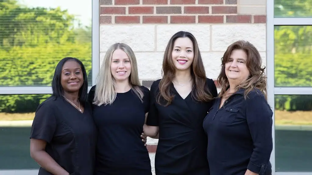 Pinebrook Dentistry: Gloria Kim, DDS