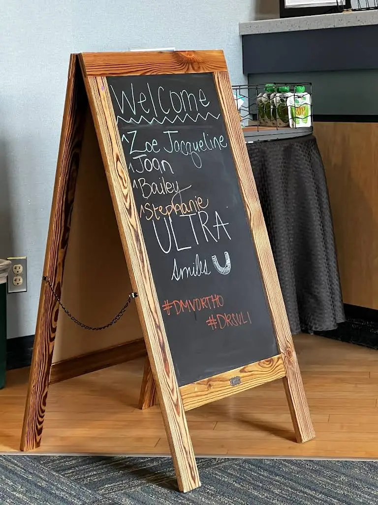 Ultra Smiles - Manassas Orthodontist