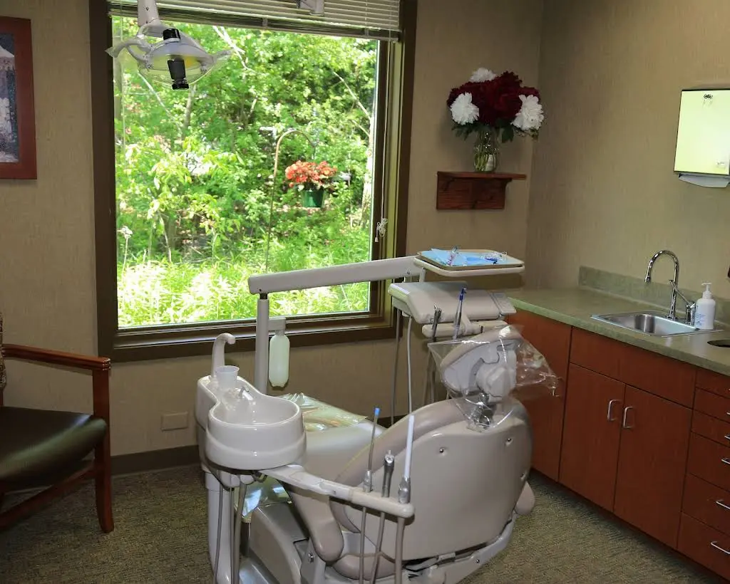 Drs. Larson, Hafner & Fink Family Dentistry