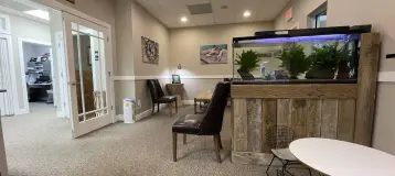 Leigh Family & Cosmetic Dentistry