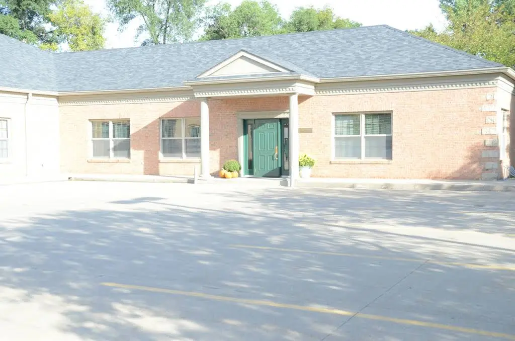 Ames Center For Cosmetic & Family Dentistry