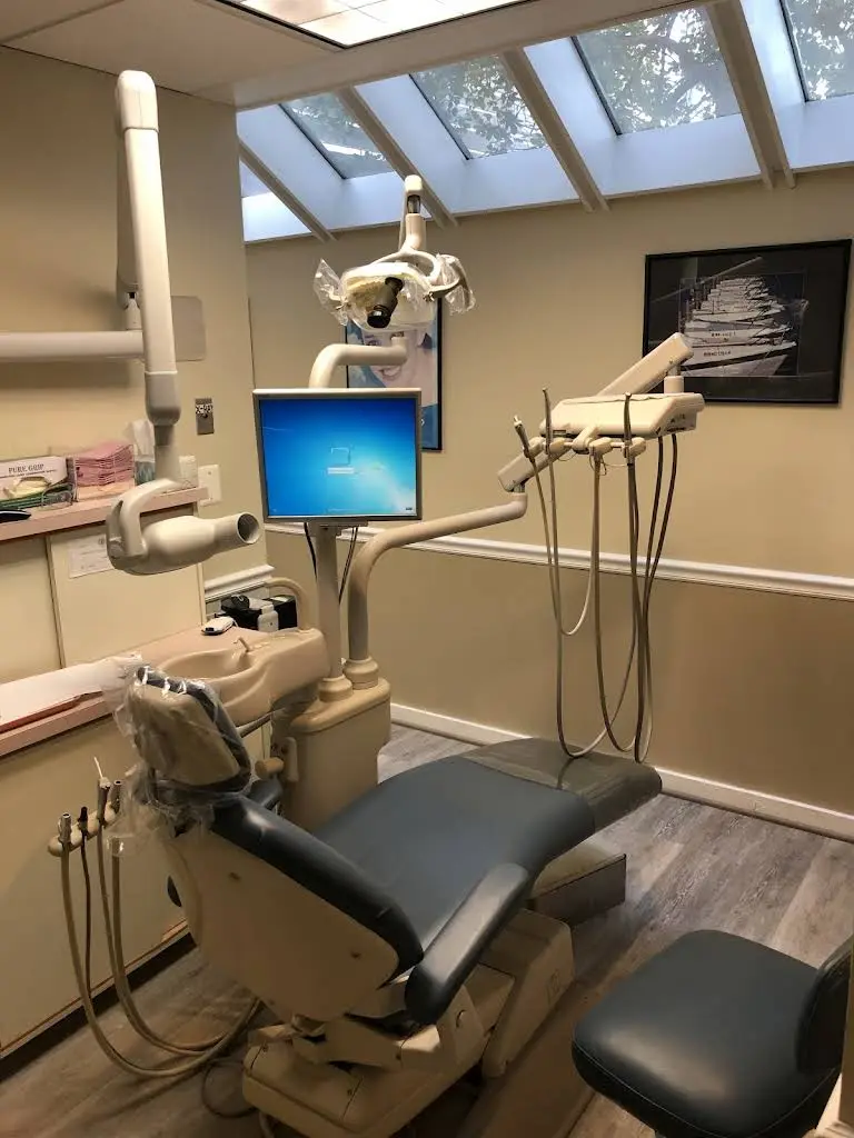 David W. Handelsman DDS PA