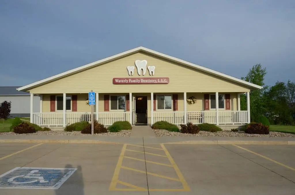 Waverly Family Dentistry LLC: Alan Young DDS