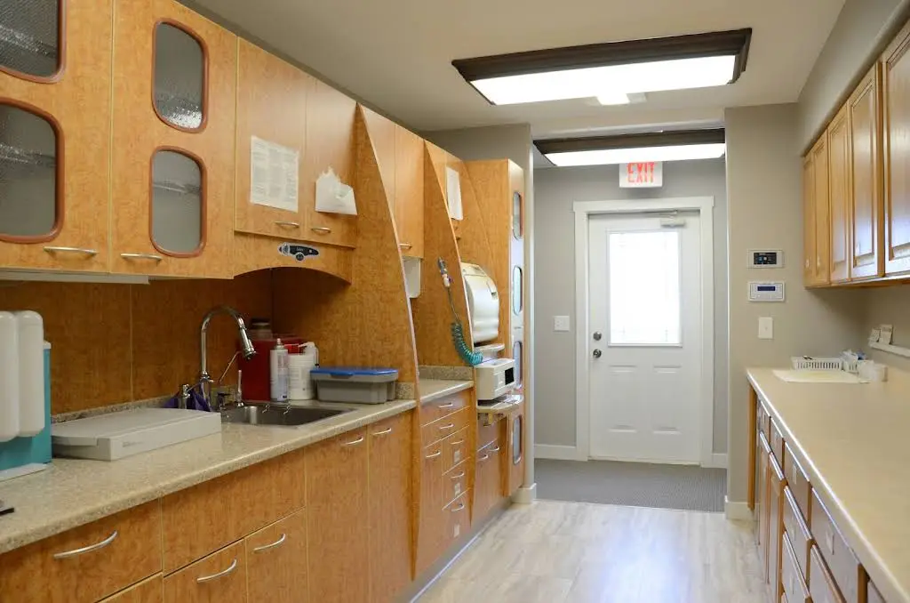 Waverly Family Dentistry LLC: Alan Young DDS