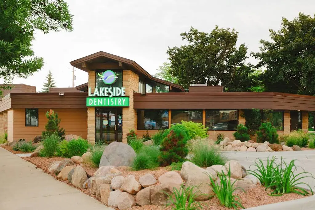 Lakeside Dentistry