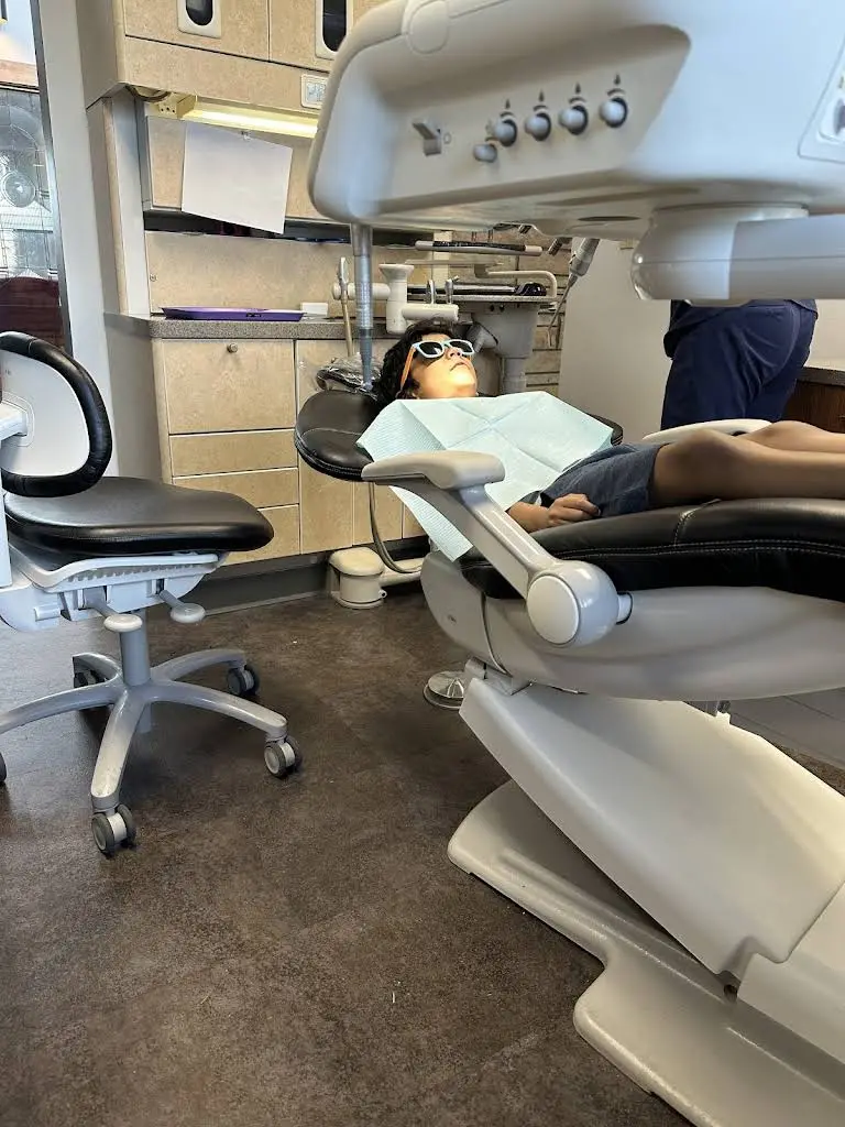 Lakeside Dentistry
