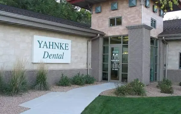 Yahnke Dental