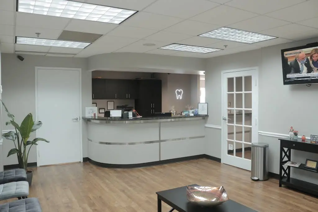 Luis Loza Dentistry & Orthodontics