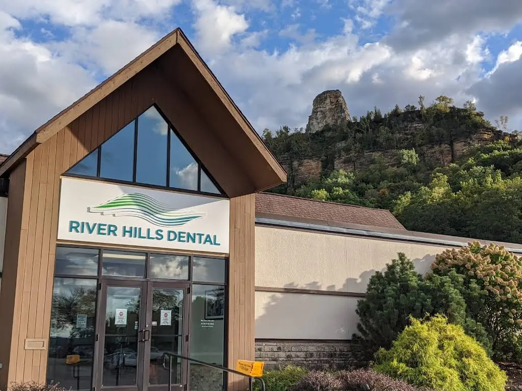 River Hills Dental