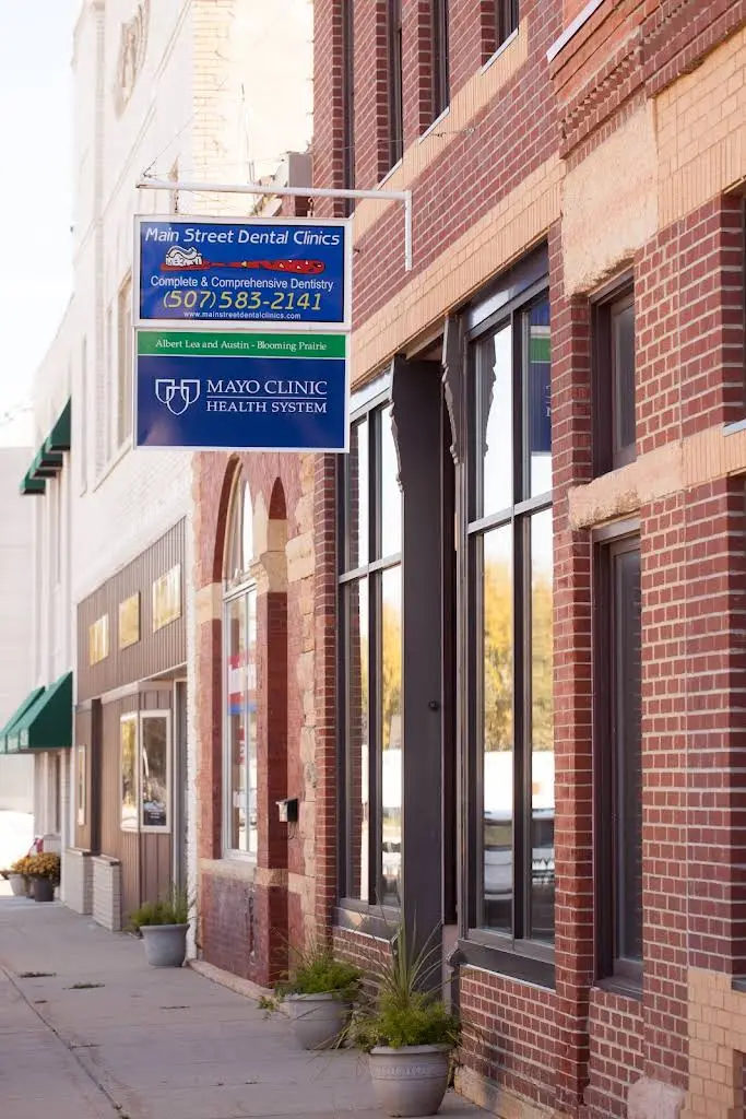 Main Street Dental Clinics of Blooming Prairie