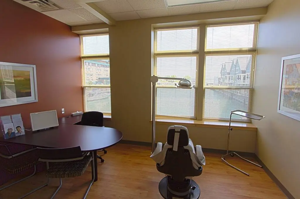 Milwaukee Oral Surgery & Implants, Ltd