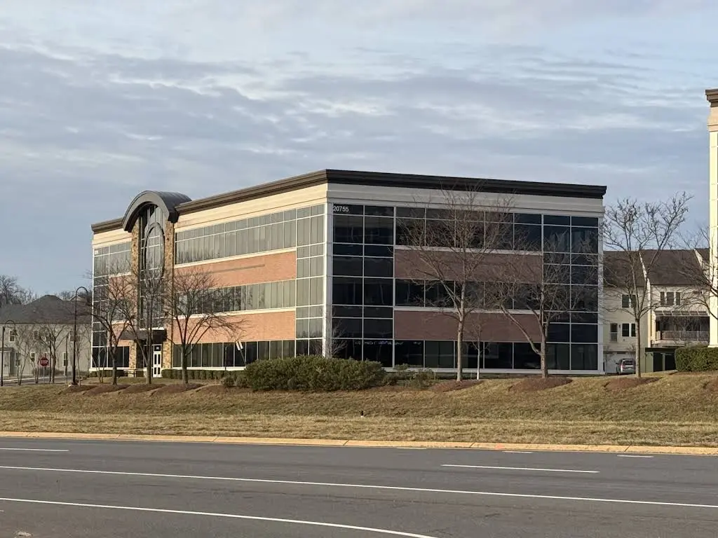 Ashburn Endodontics: Lee Joseph DDS