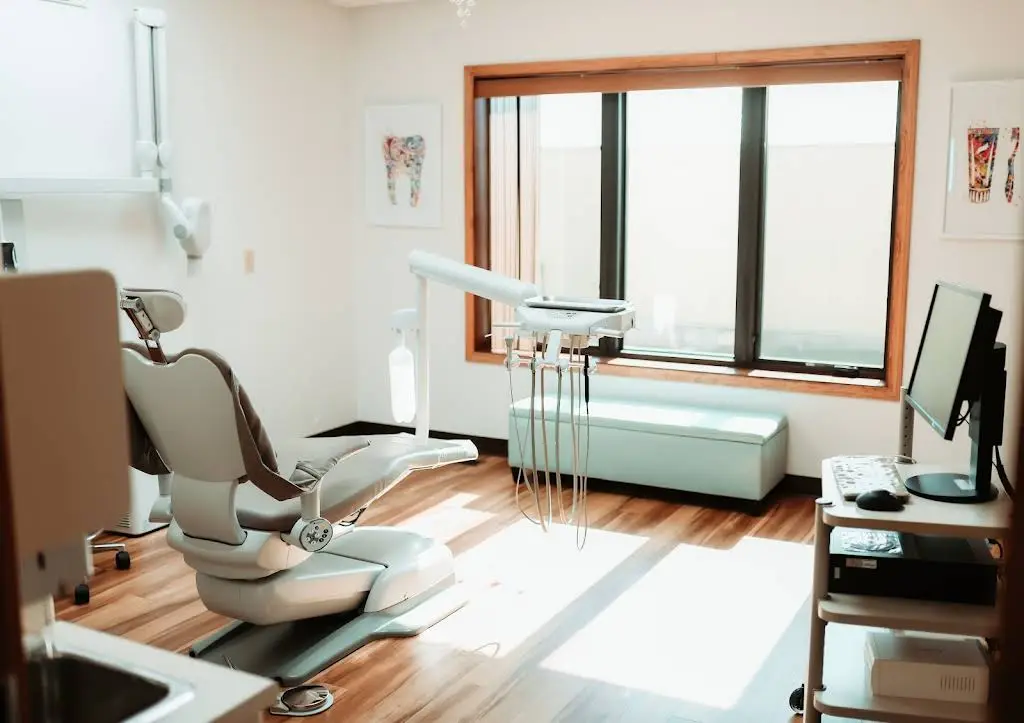 Le Center Dental Clinic
