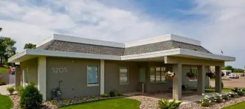 West Lakes Dentistry - Mound