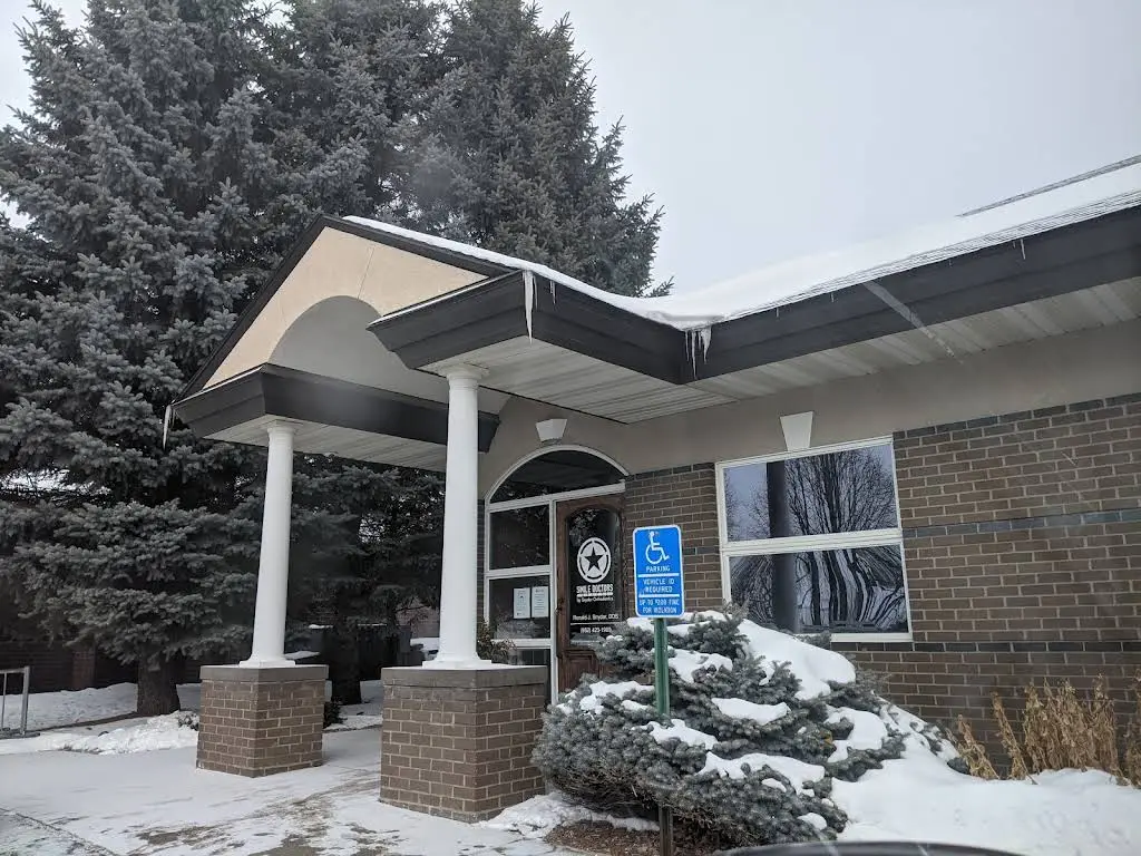 Lakeside Orthodontics - Apple Valley