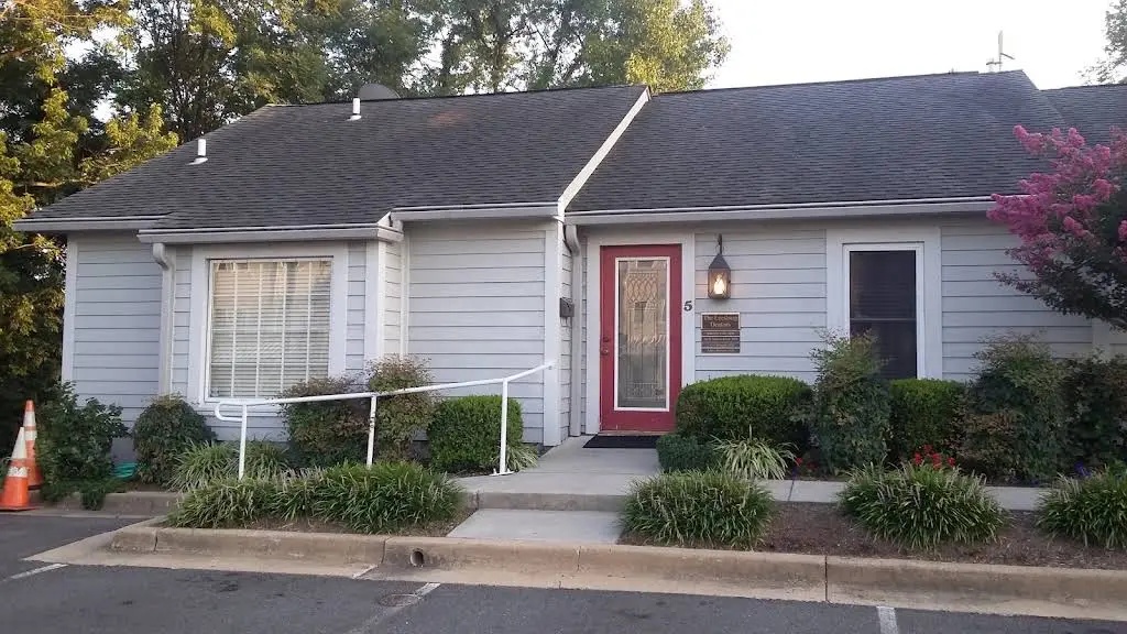 The Leesburg Dentists