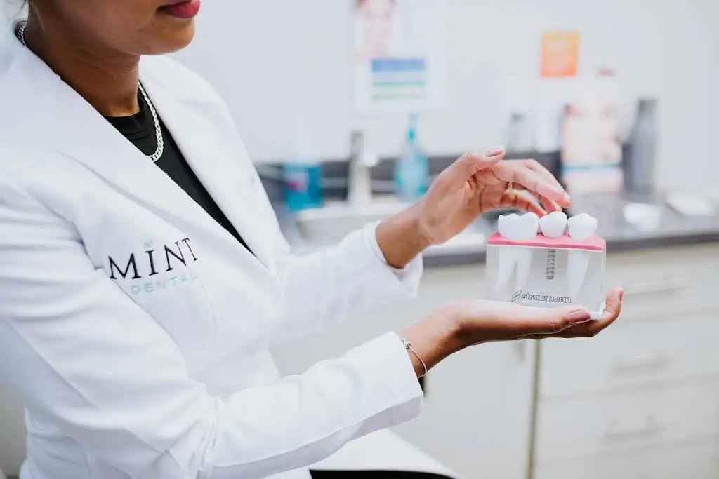 Mint Dental