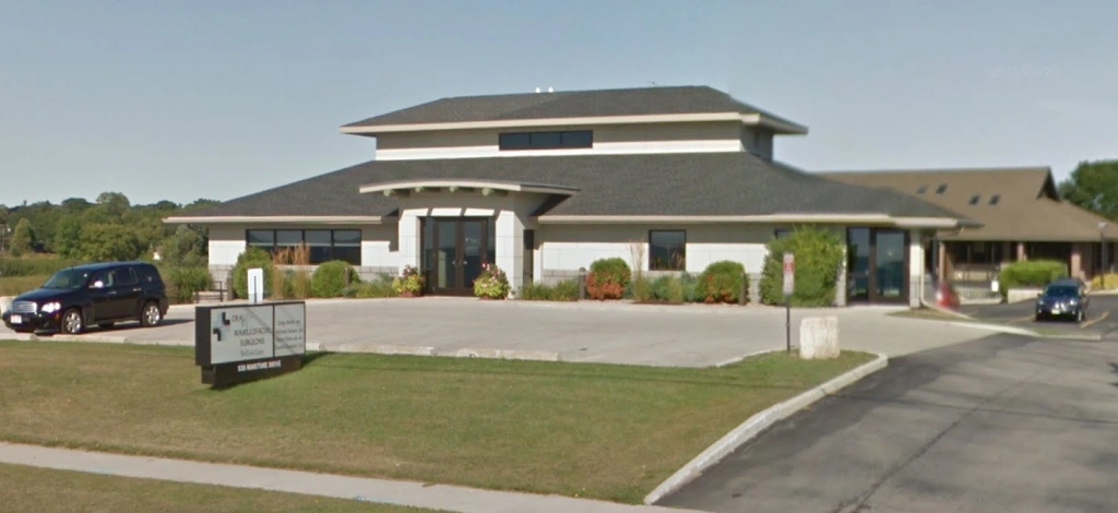 Oral Surgery & Implant Specialists BayCare Clinic