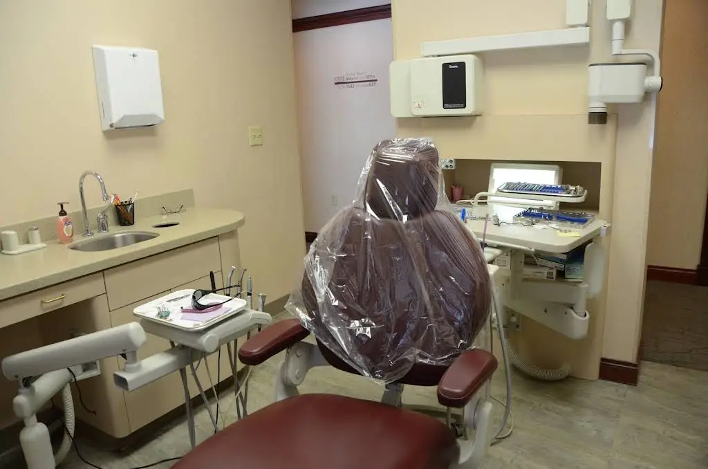 Family Dental Center SC