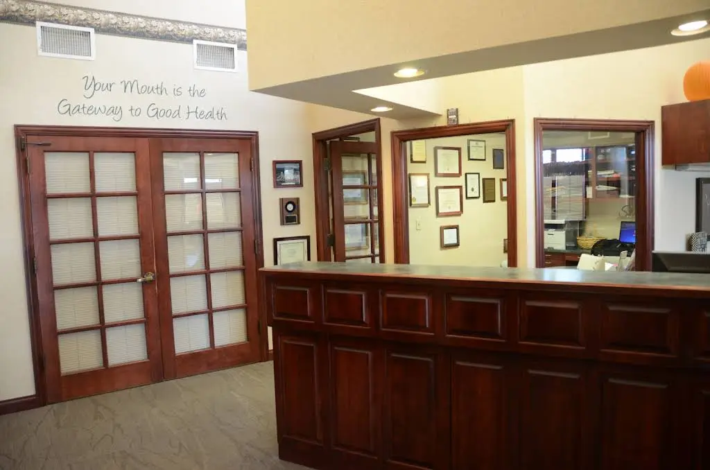 Family Dental Center SC