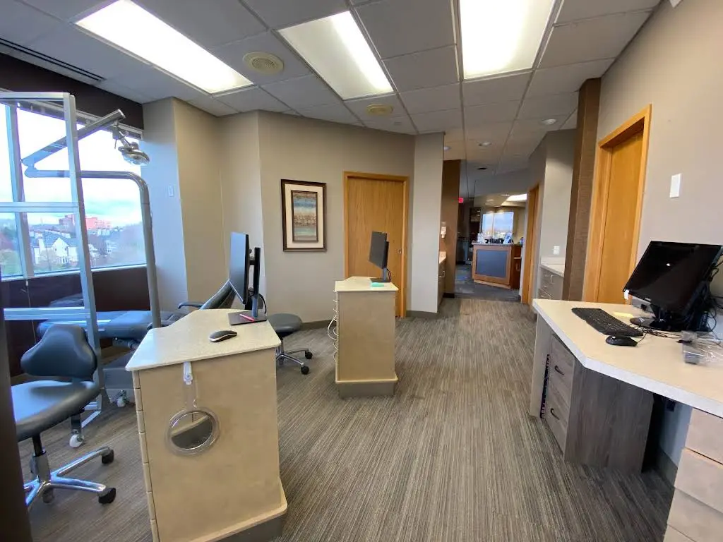 Edina Orthodontics - Centennial Lakes