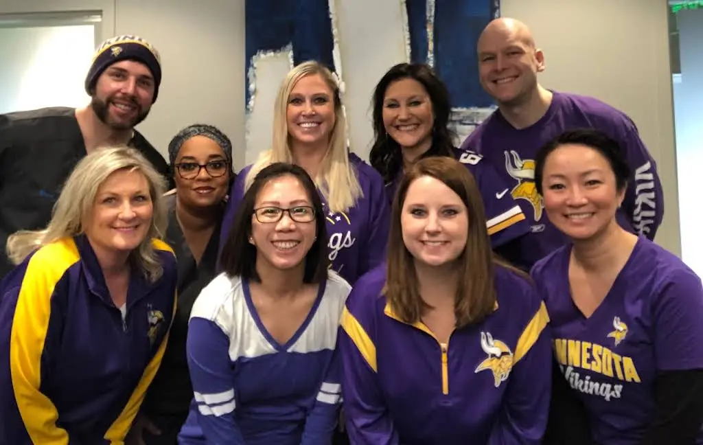 Renew Smiles Dental Implant Center – Edina