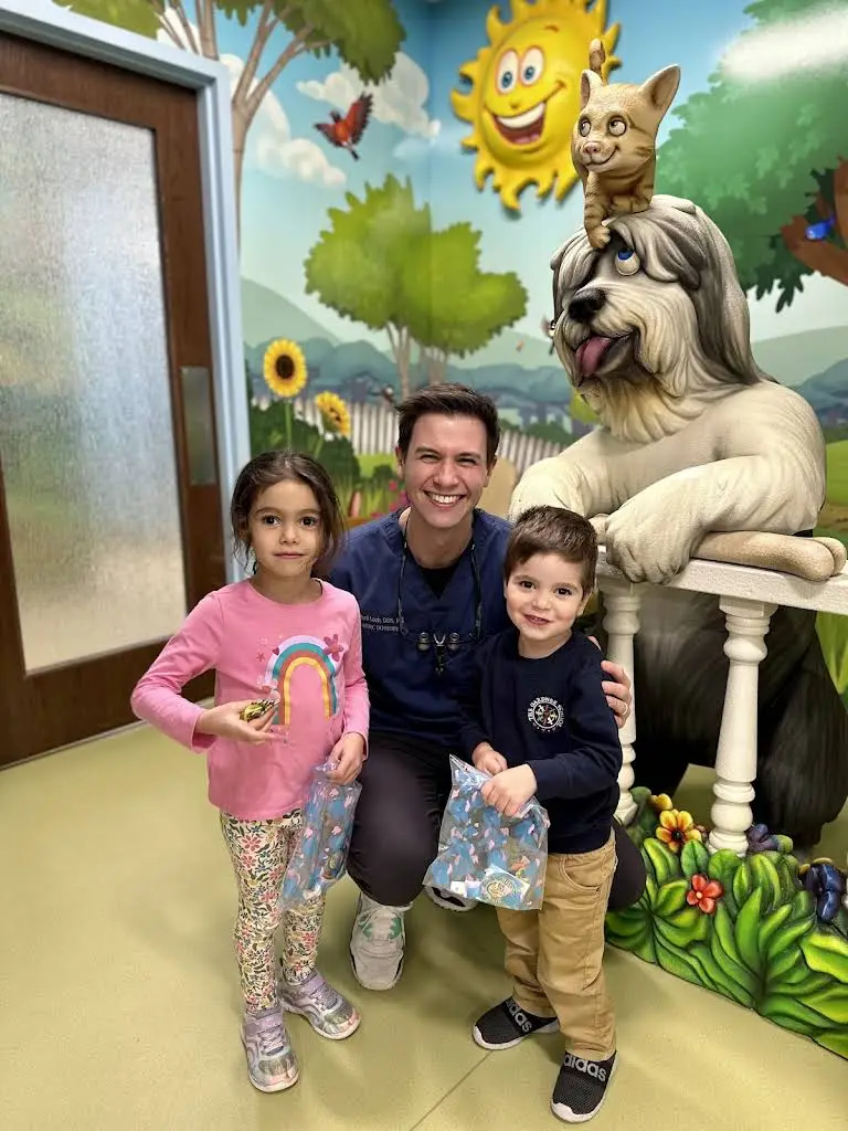 Kid Grins Pediatric Dentistry