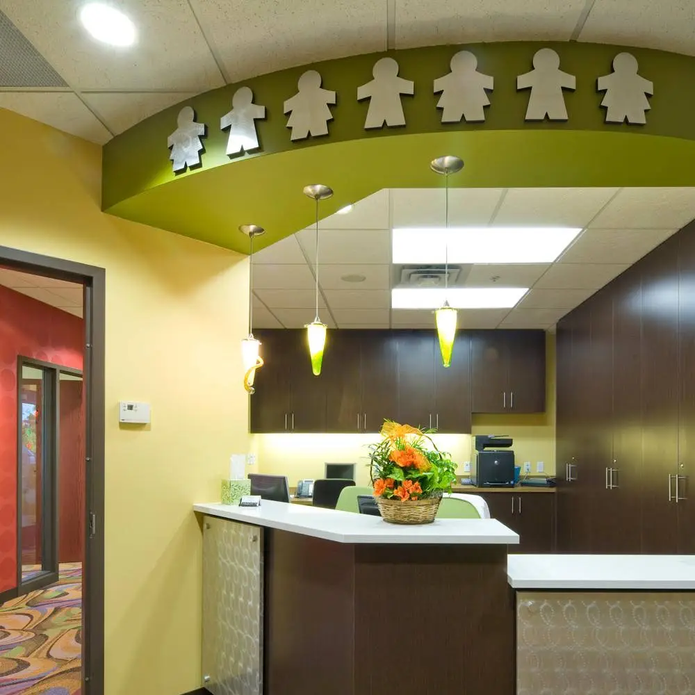 Laganis Pediatric Dentistry