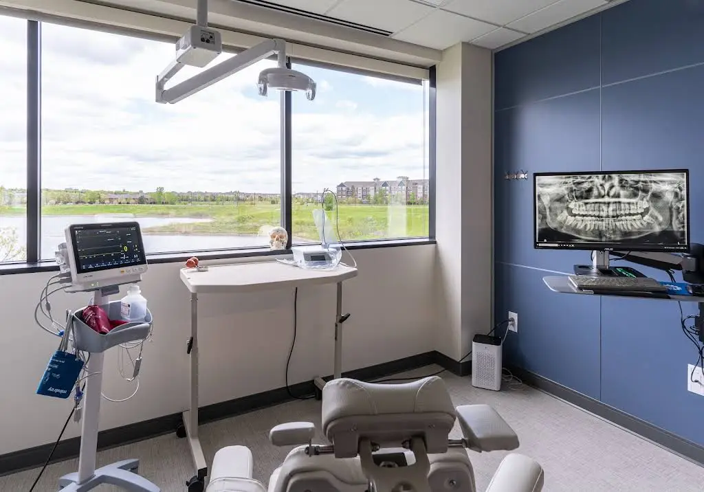 Associated Oral & Maxillofacial Surgeons