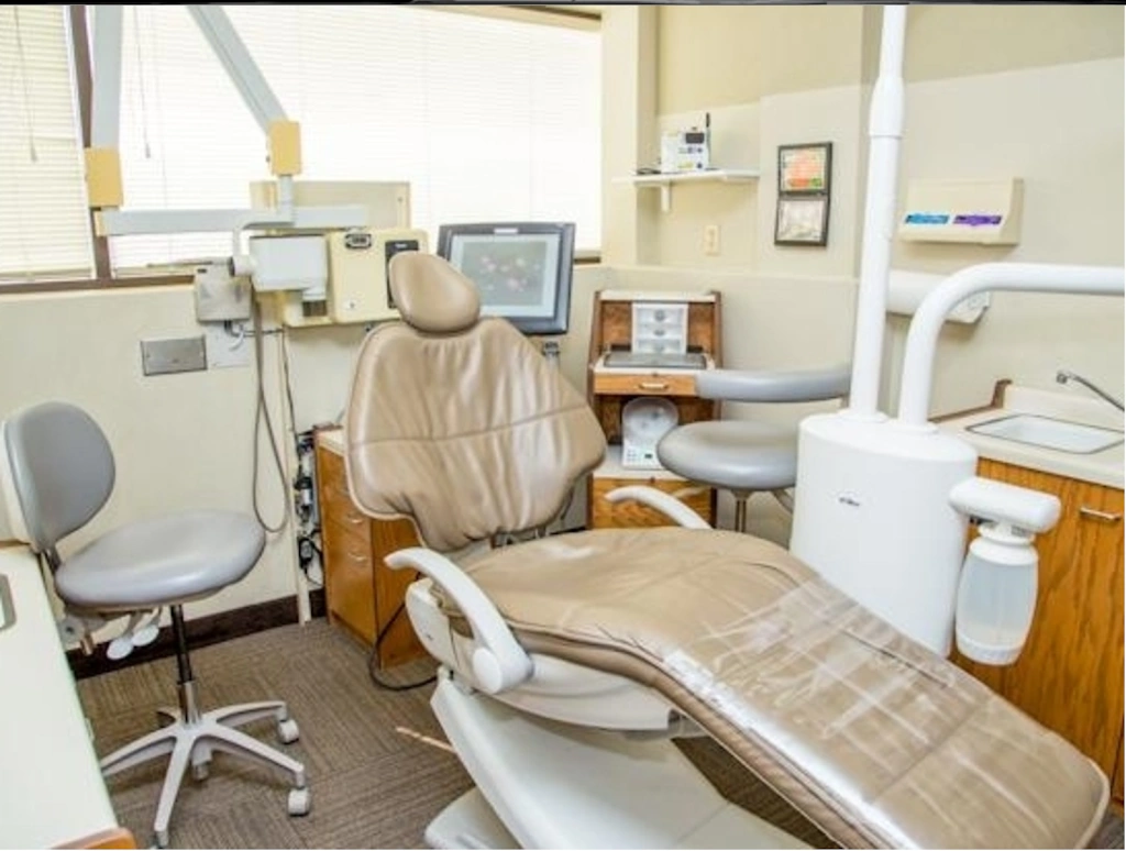 50th and France Dental Care