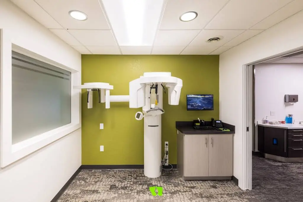 LEON ORTHODONTICS
