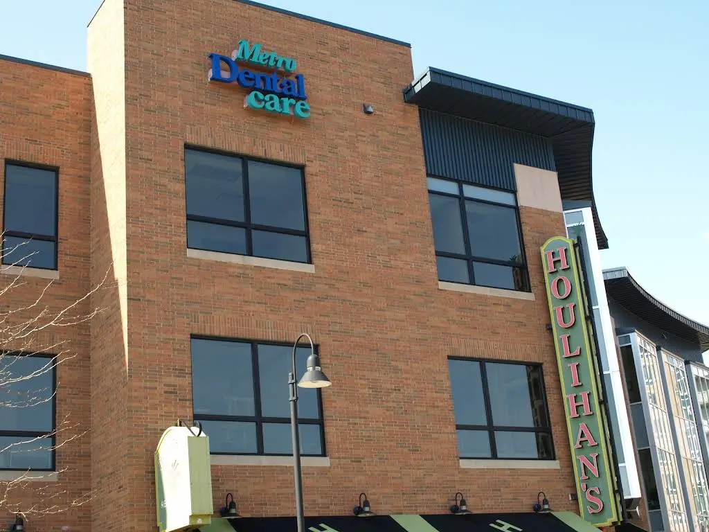 Metro Dentalcare Specialty Center Richfield - Endodontics