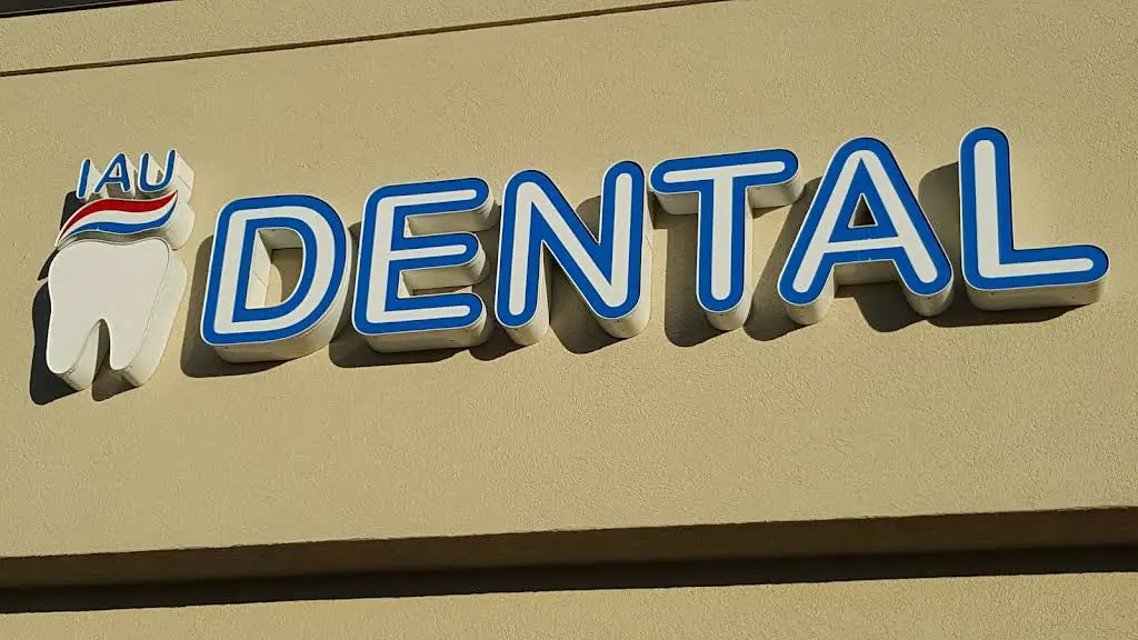 IAU Dental