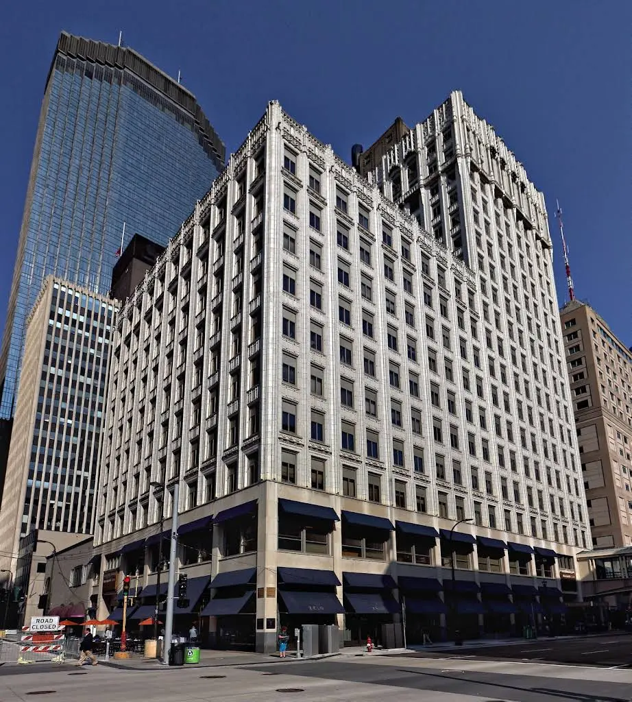 Nicollet Mall Dental Arts - Dr. Hoverson