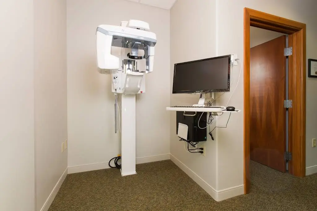 University Ave Dental