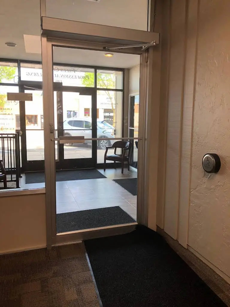 Falls Court Dentists