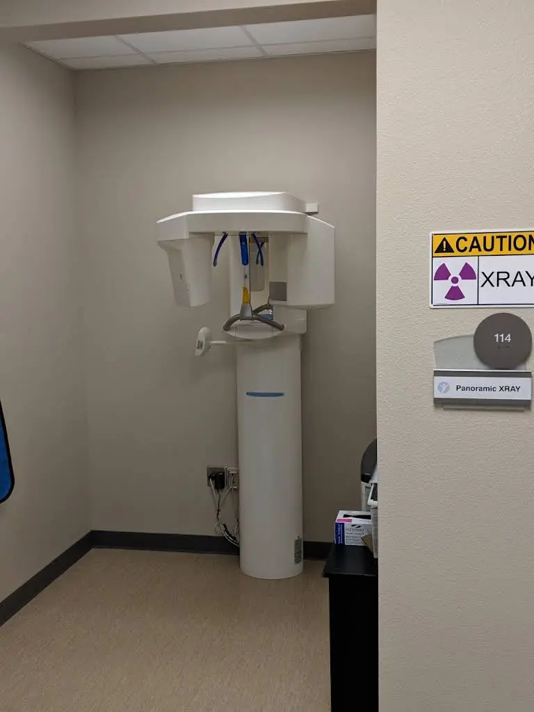Lakeshore Community Health Care