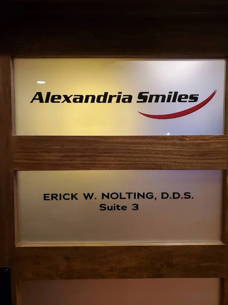 Alexandria Smiles
