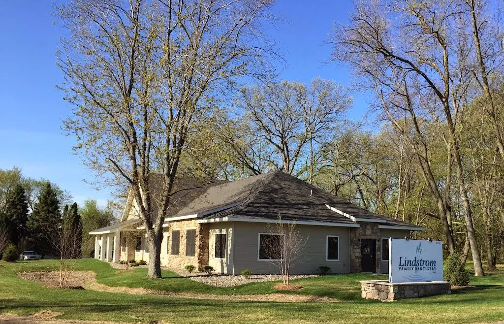 Lindstrom Family Dentistry