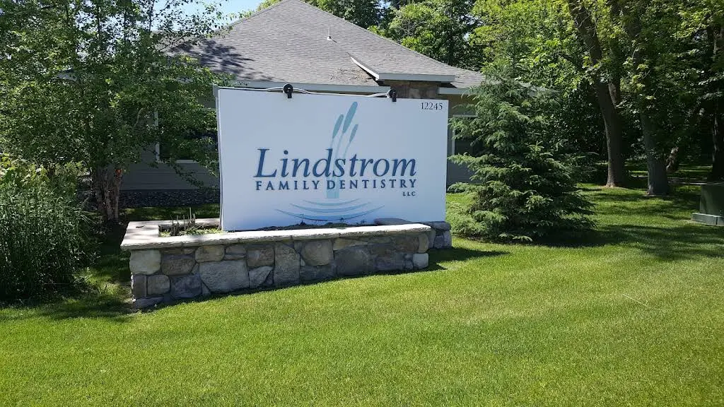 Lindstrom Family Dentistry