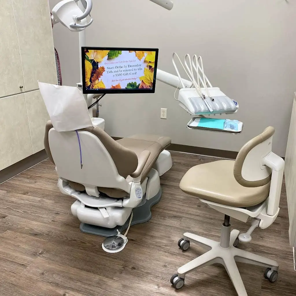 Advance Family Dental