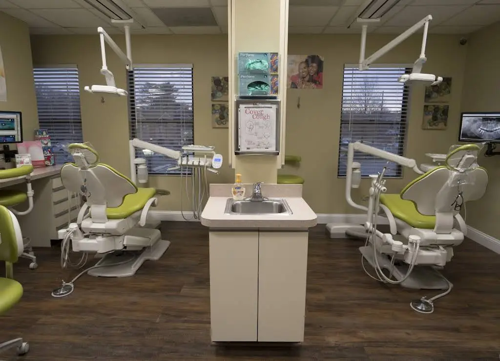 Oasis Dental Clinic – Dr. Ali Azad