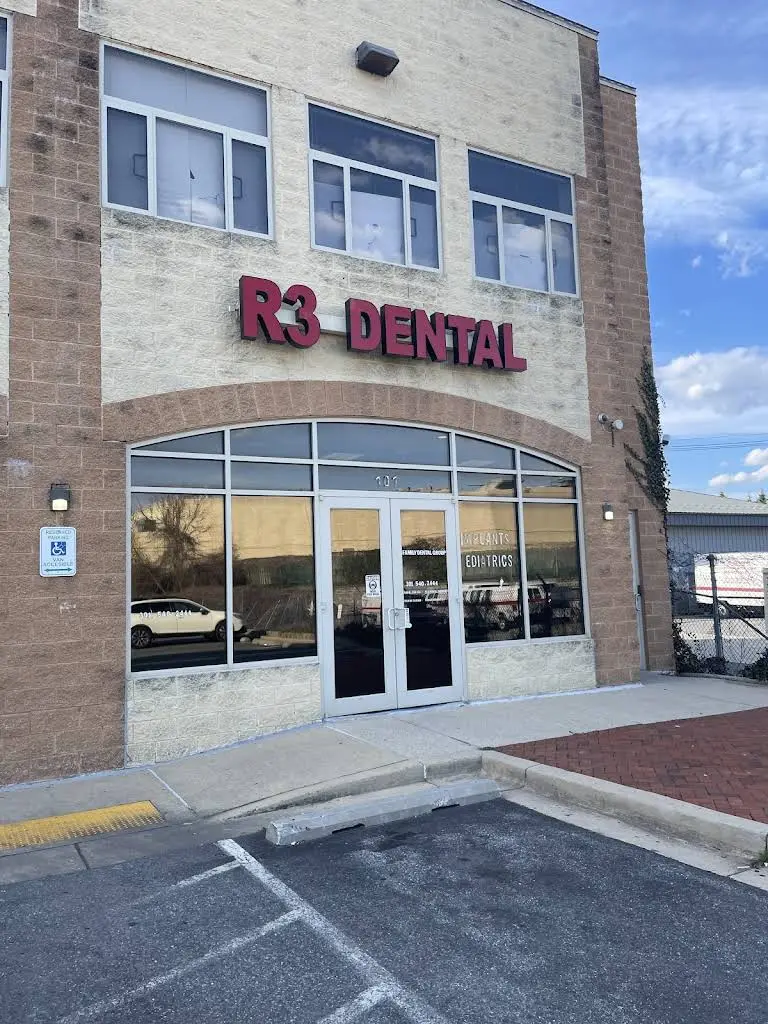R3 Dental Group