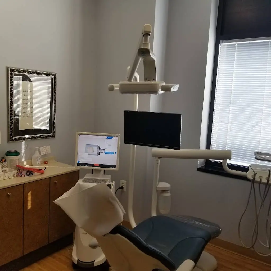 Family Dental Associates: August William J DDS